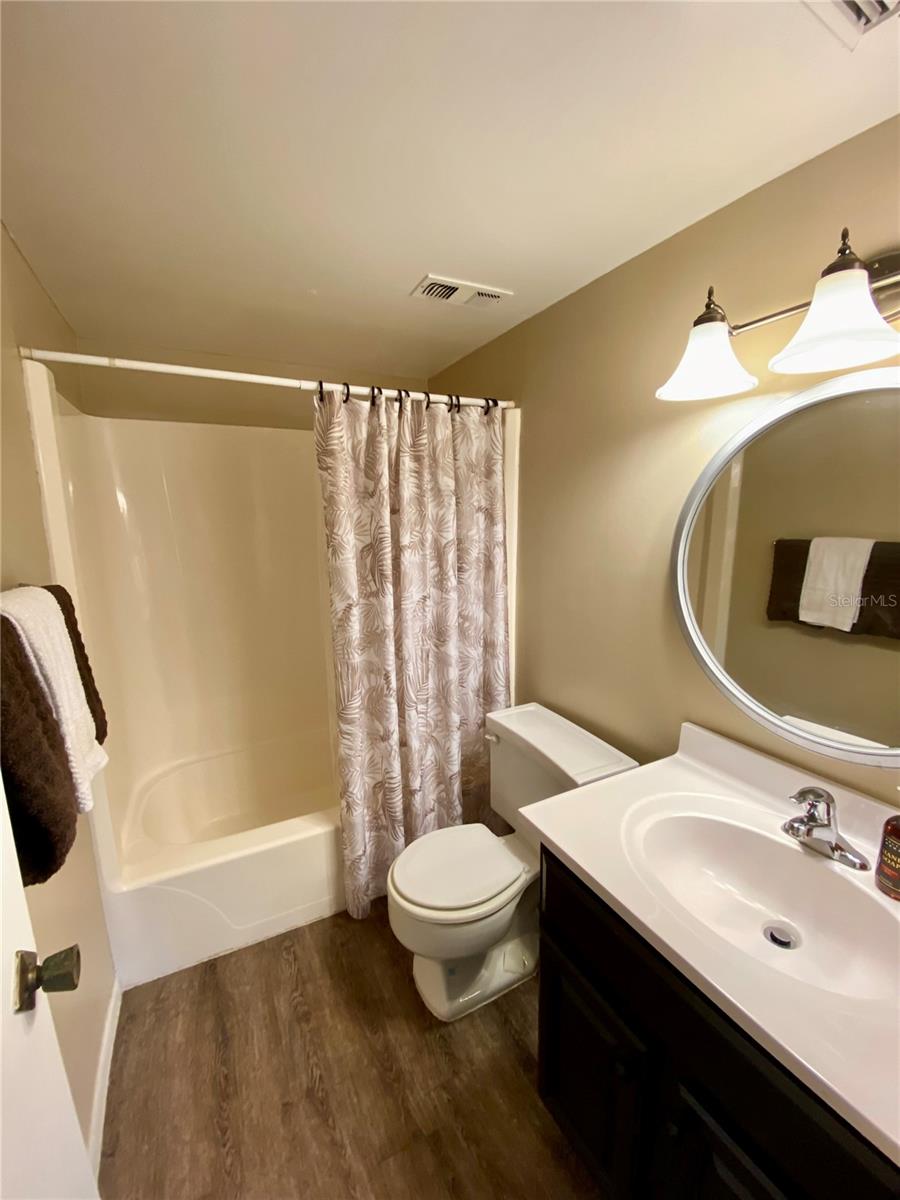 P4931920 Property Photo