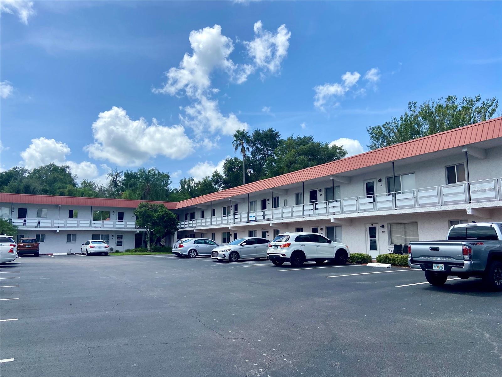 P4931920 Property Photo