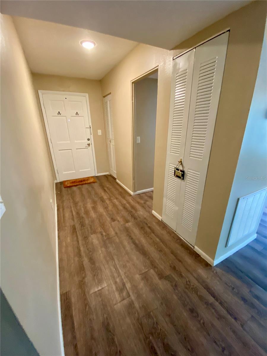 P4931920 Property Photo