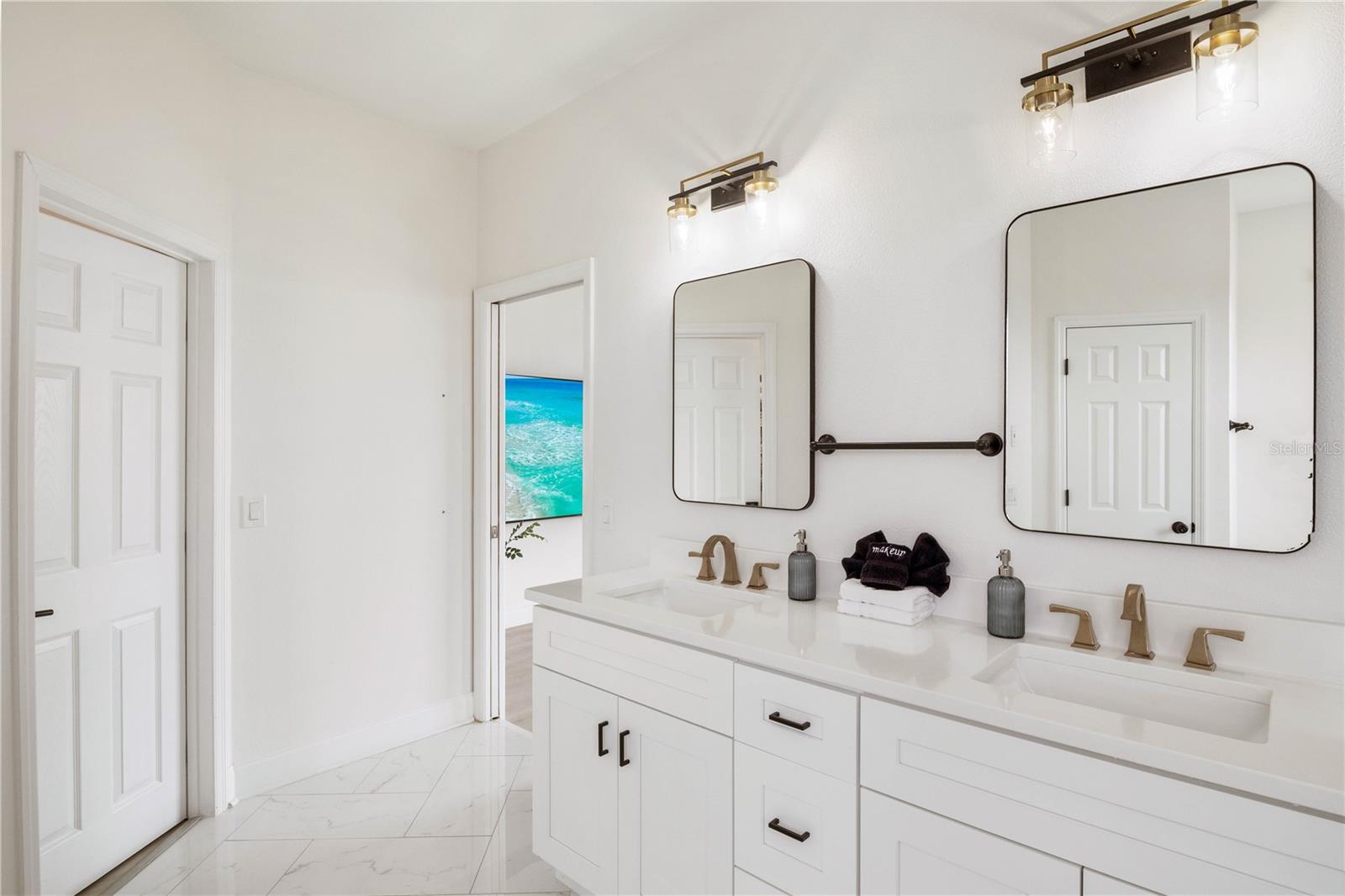 3811 BAYSIDE CIR, BRADENTON, FL, 34210