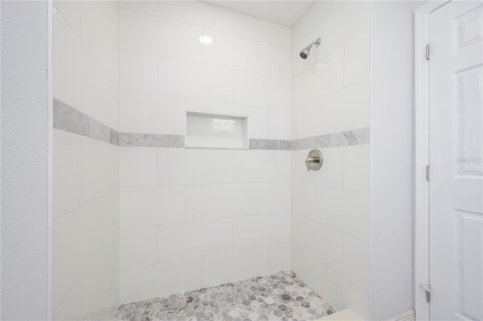 511 REED AVE NE, OVIEDO, FL, 32765