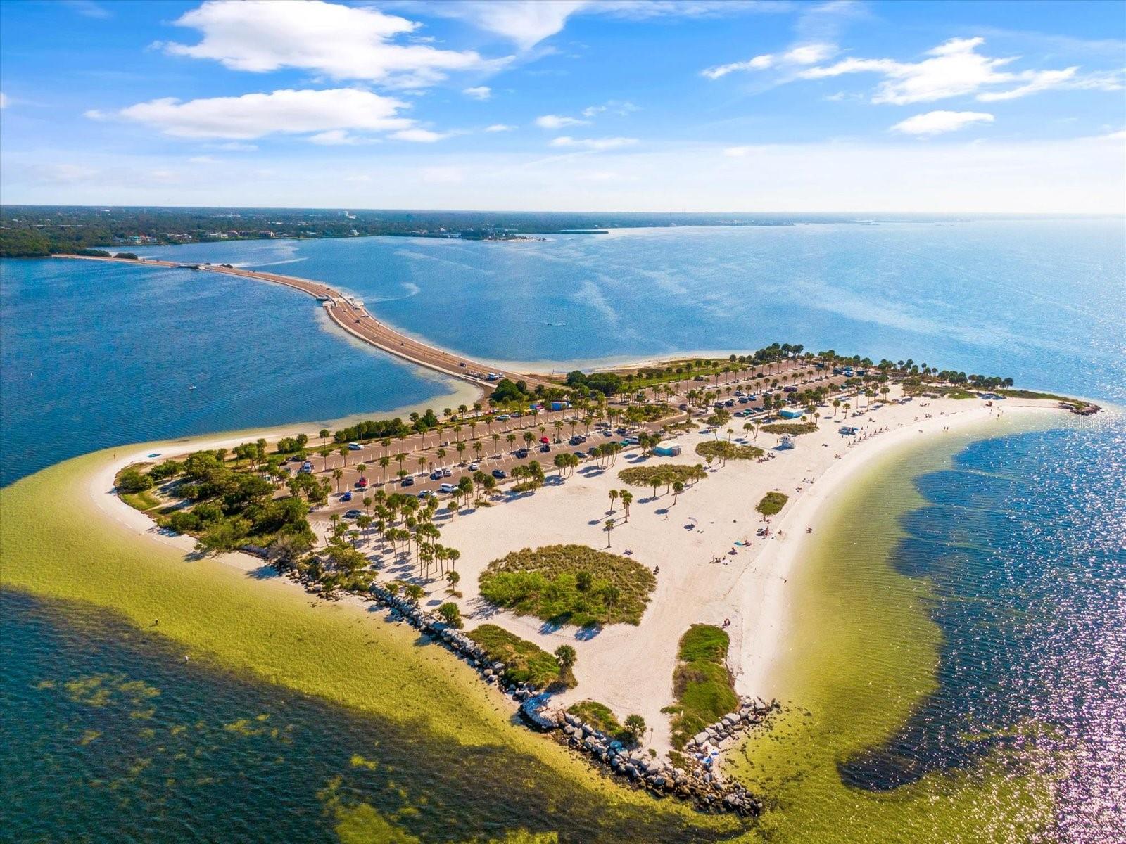 30 WINDRUSH BAY DR, TARPON SPRINGS, FL, 34689