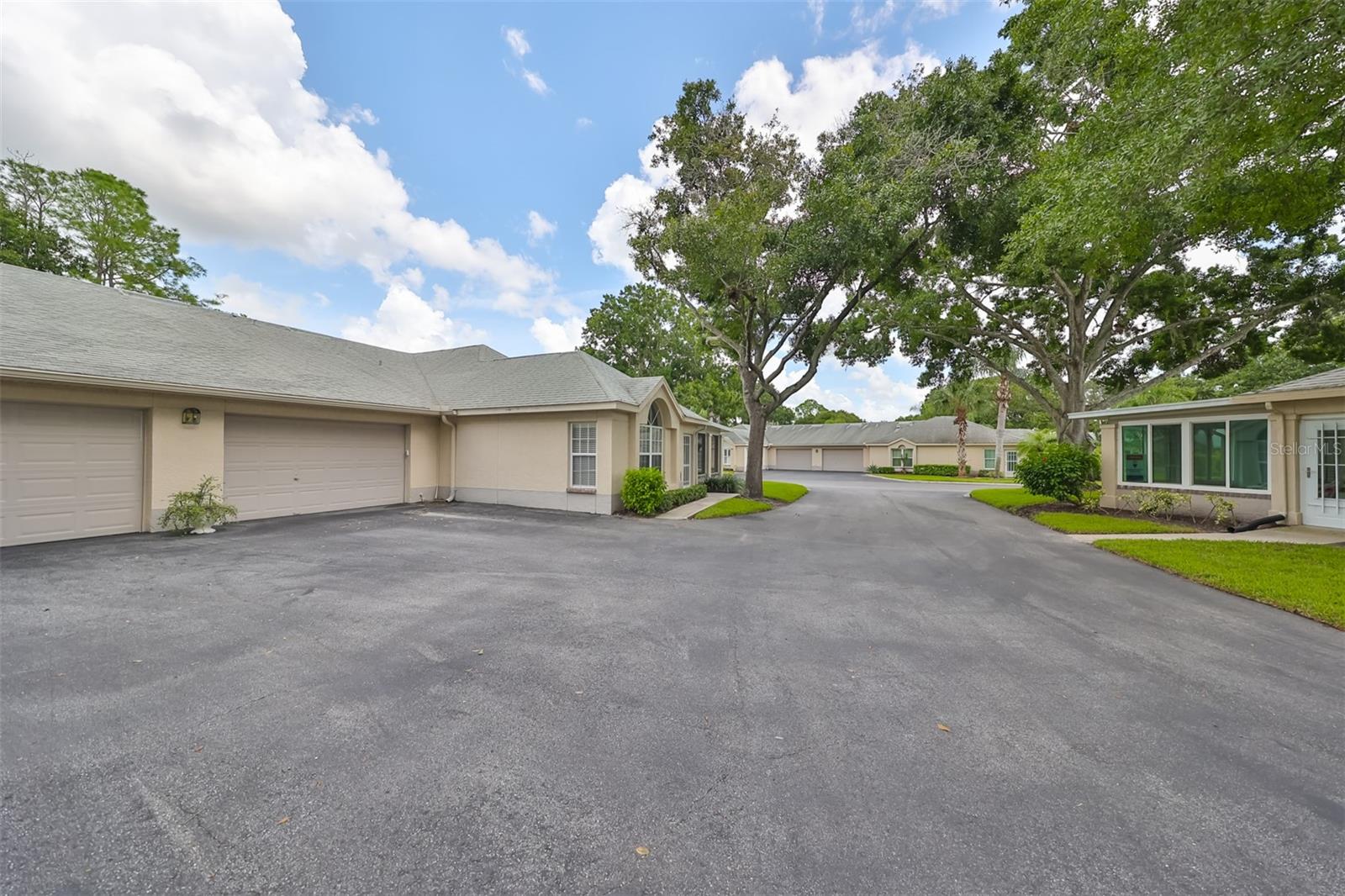 1224 GOLFVIEW WOODS DR, SUN CITY CENTER, FL, 33573