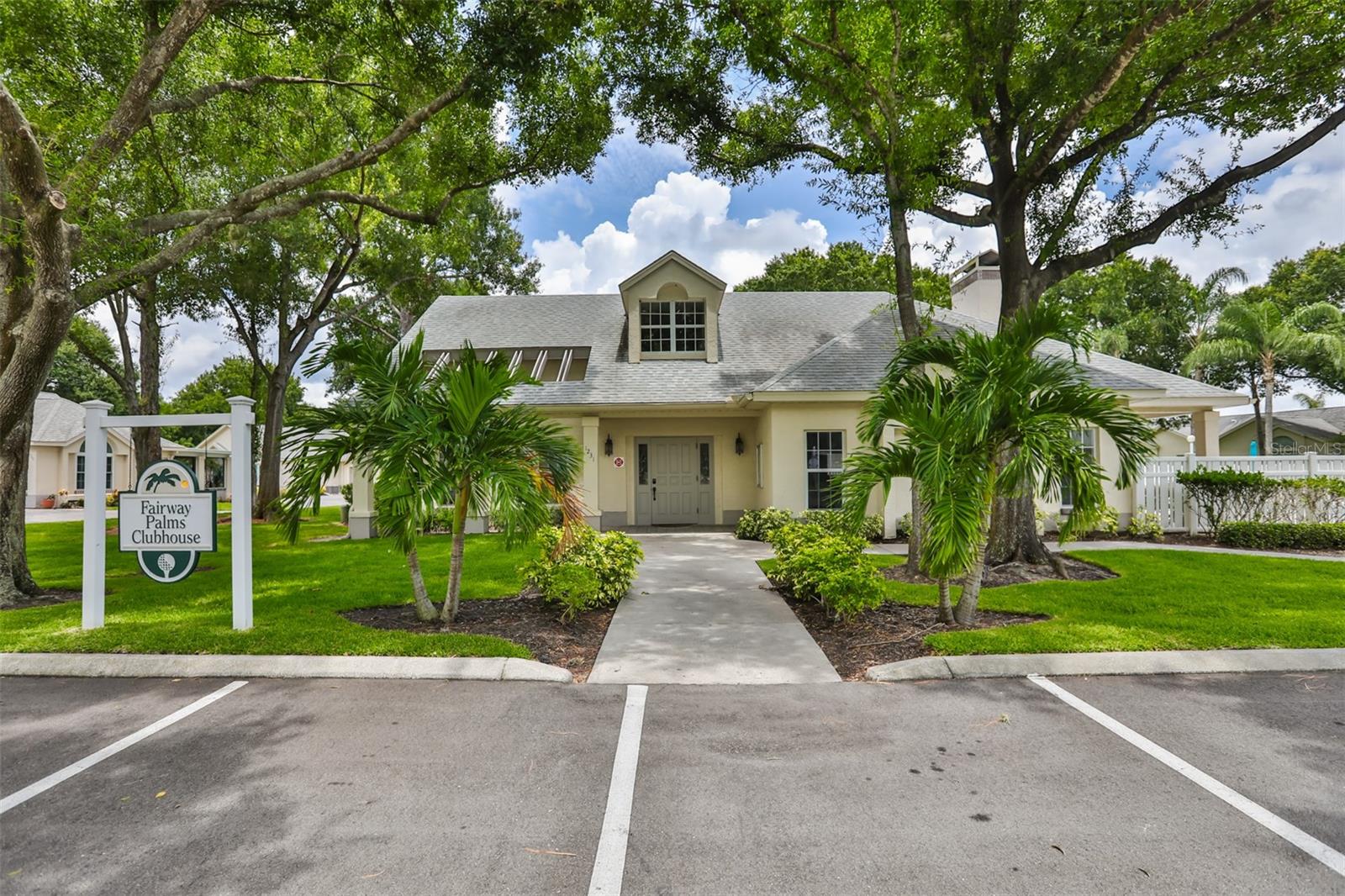 1224 GOLFVIEW WOODS DR, SUN CITY CENTER, FL, 33573