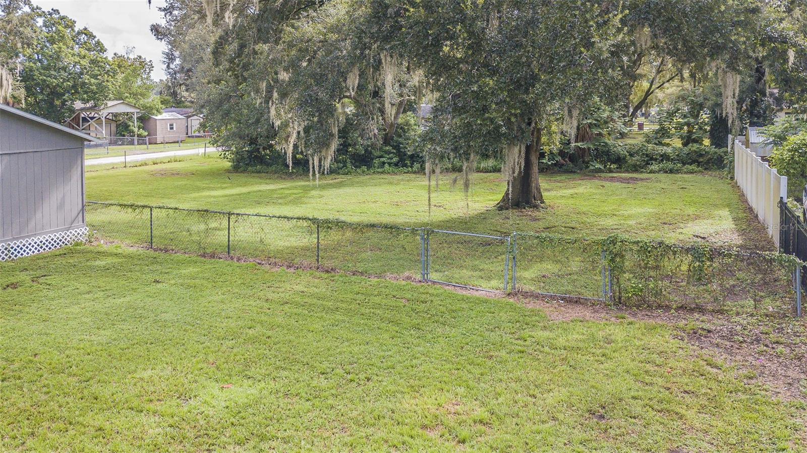 1812 N BARNES ST, PLANT CITY, FL, 33563