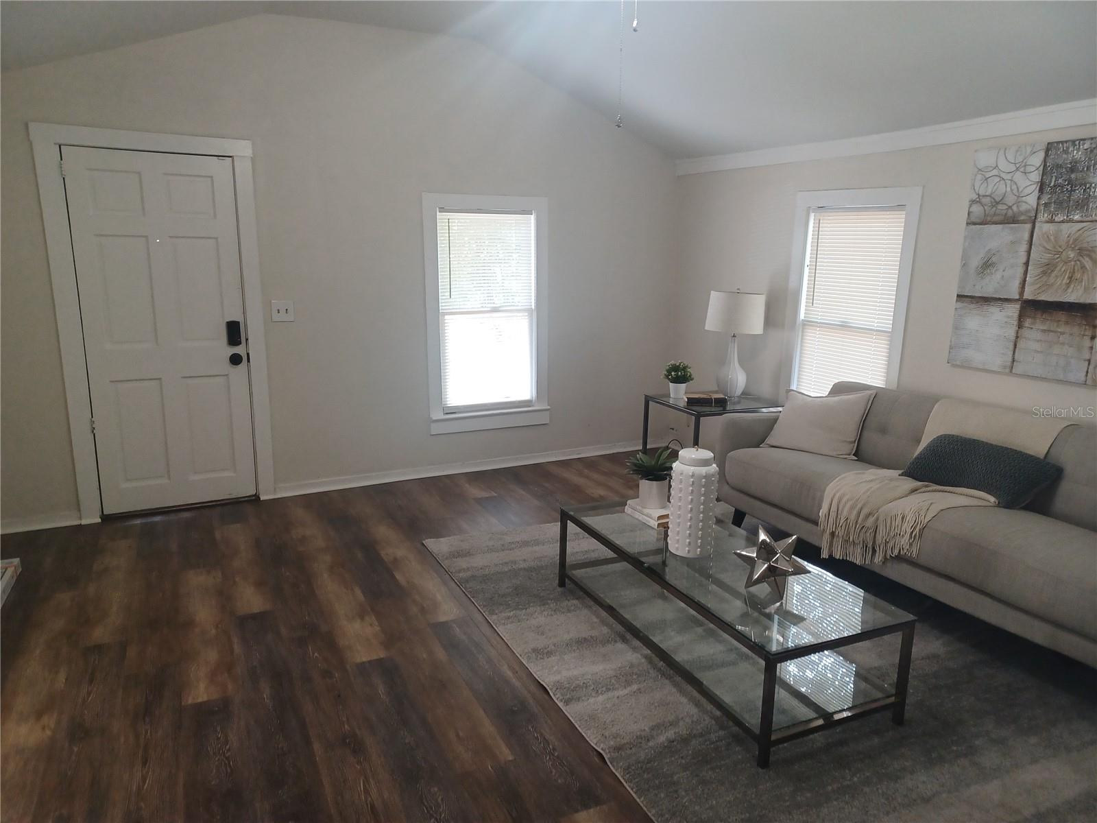 1812 N BARNES ST, PLANT CITY, FL, 33563