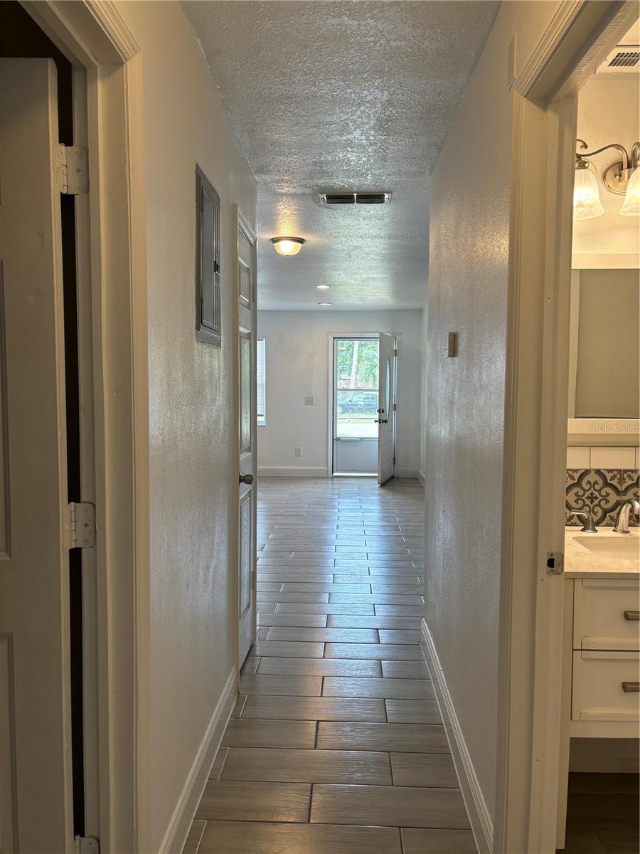 705 W 10TH ST, SANFORD, FL, 32771