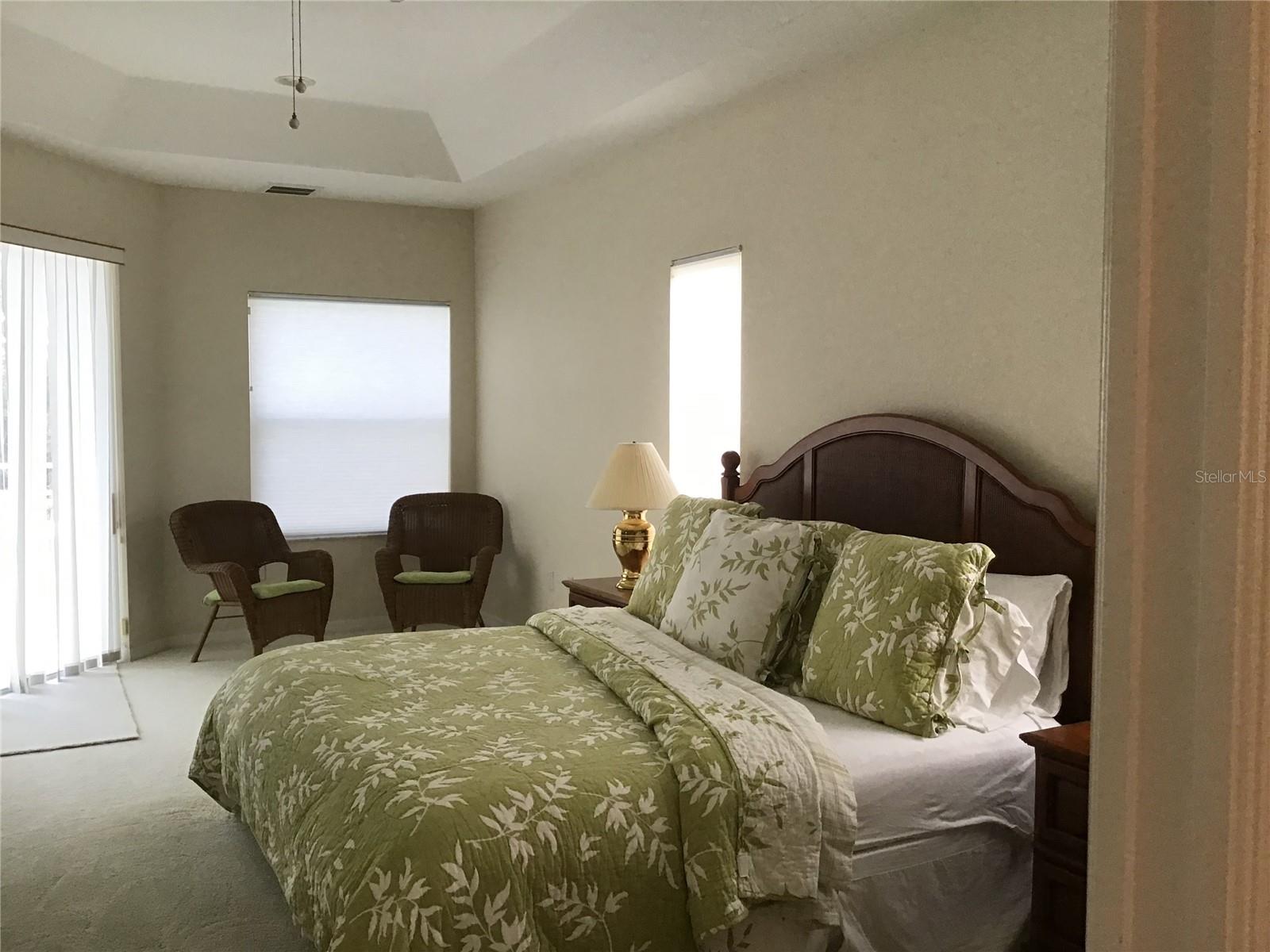 1292 W HILLSBOROUGH BLVD, NORTH PORT, FL, 34288