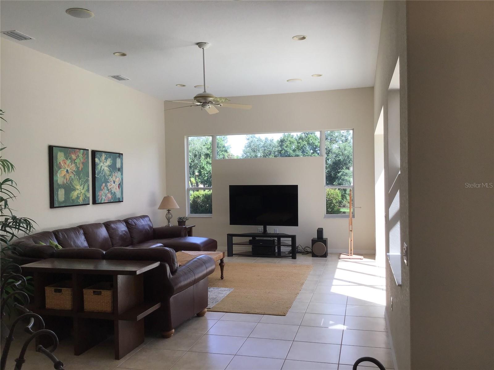 1292 W HILLSBOROUGH BLVD, NORTH PORT, FL, 34288