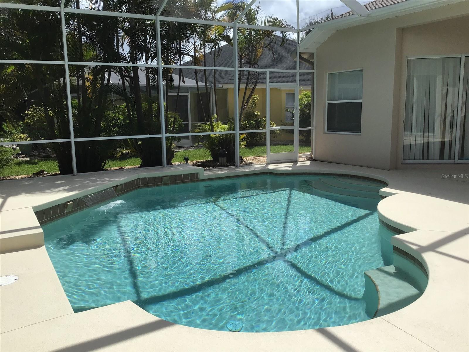 1292 W HILLSBOROUGH BLVD, NORTH PORT, FL, 34288