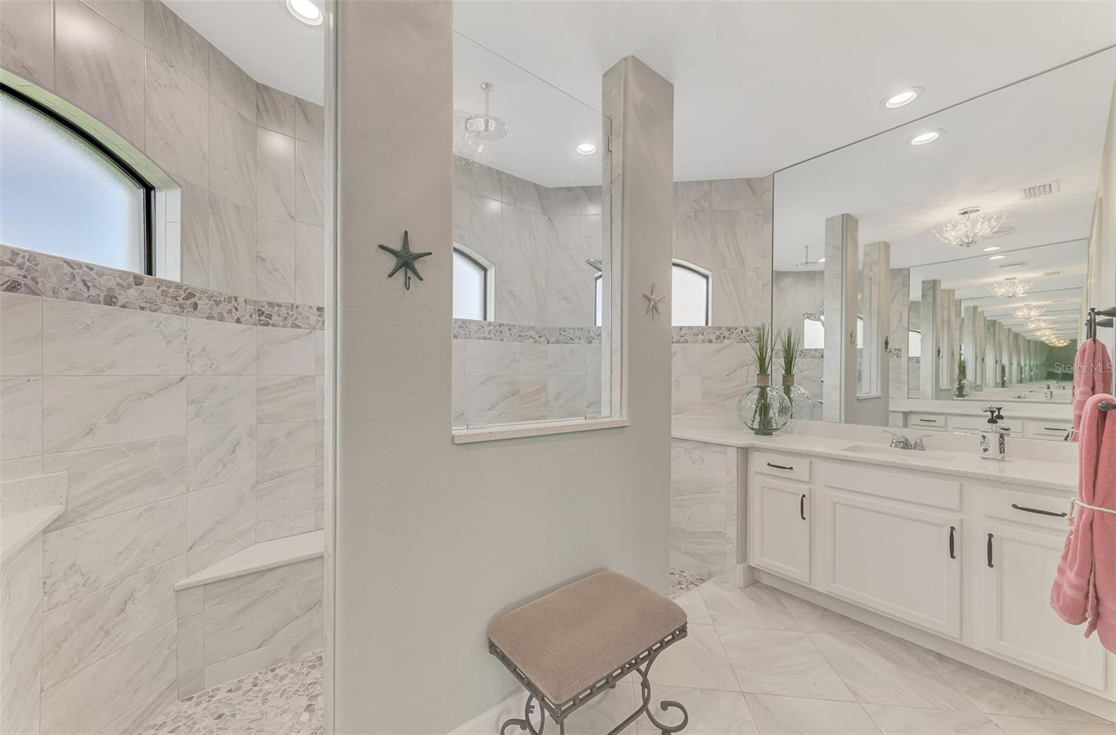198 LONG MEADOW LN, ROTONDA WEST, FL, 33947