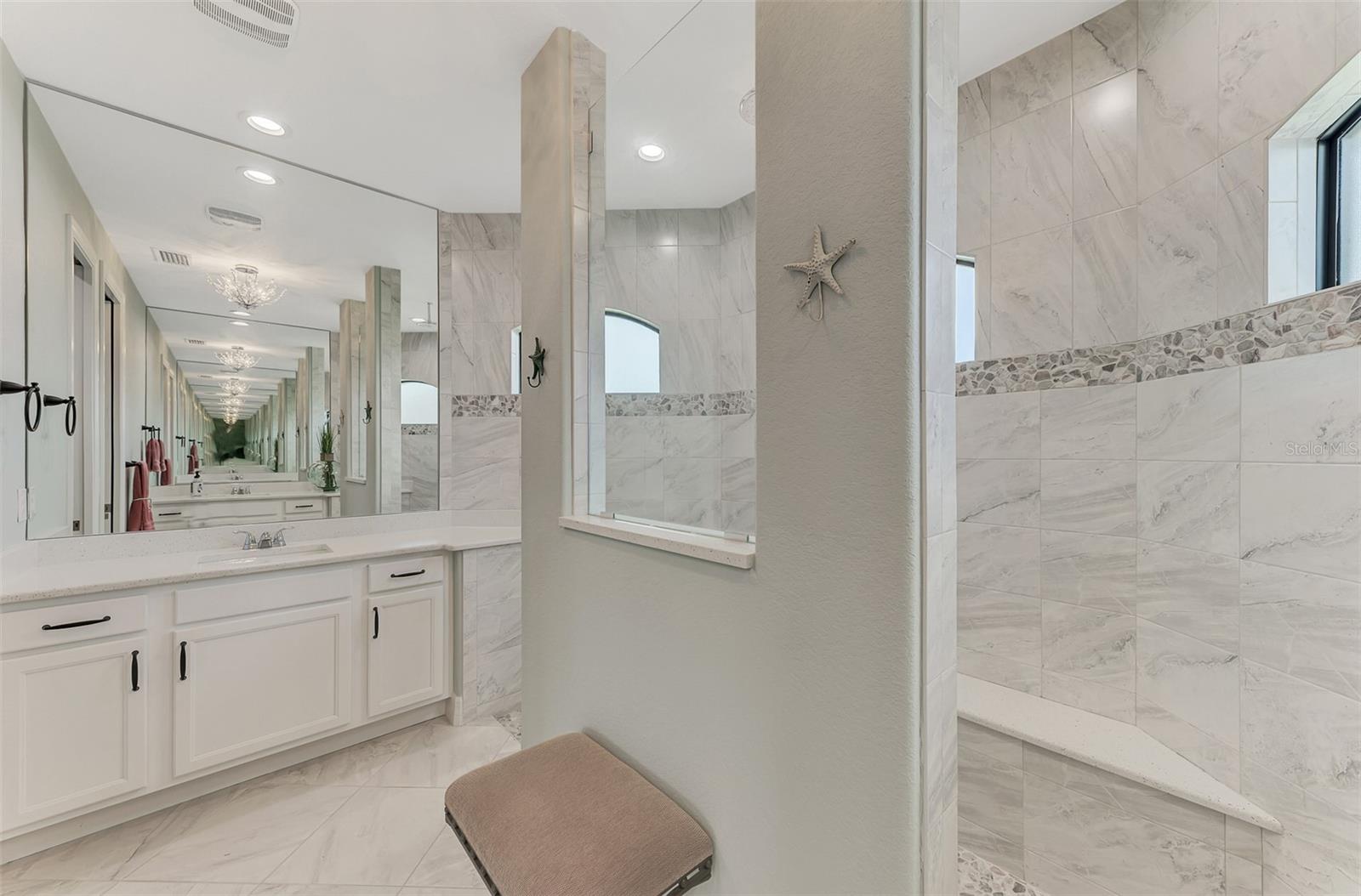 198 LONG MEADOW LN, ROTONDA WEST, FL, 33947