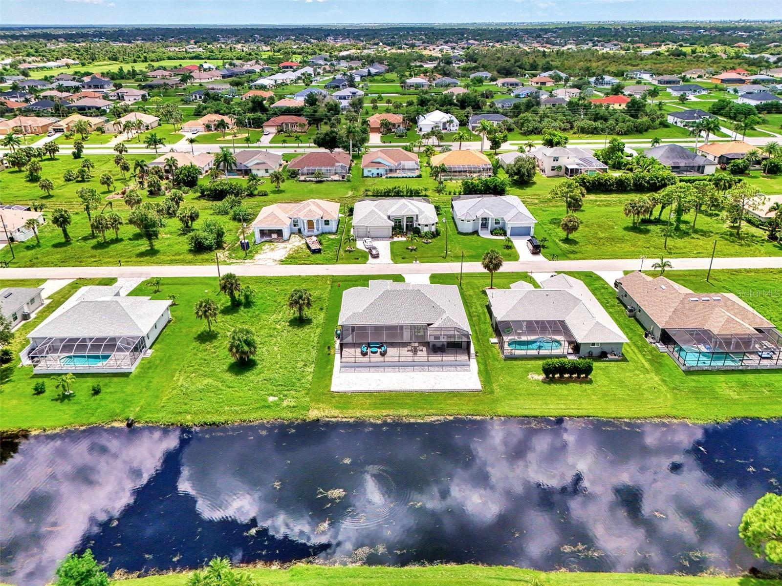 198 LONG MEADOW LN, ROTONDA WEST, FL, 33947