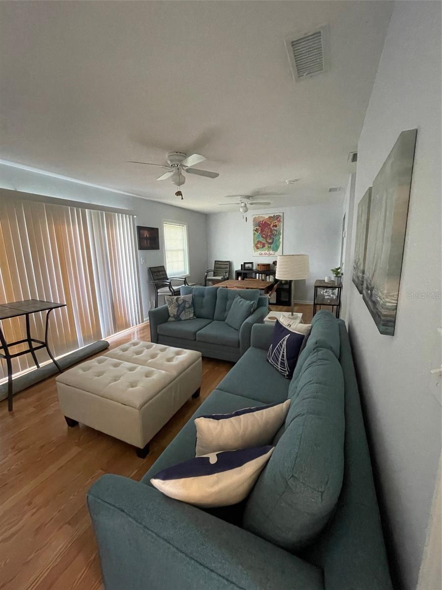 207 SEAHORSE DR SE #D, ST PETERSBURG, FL, 33705