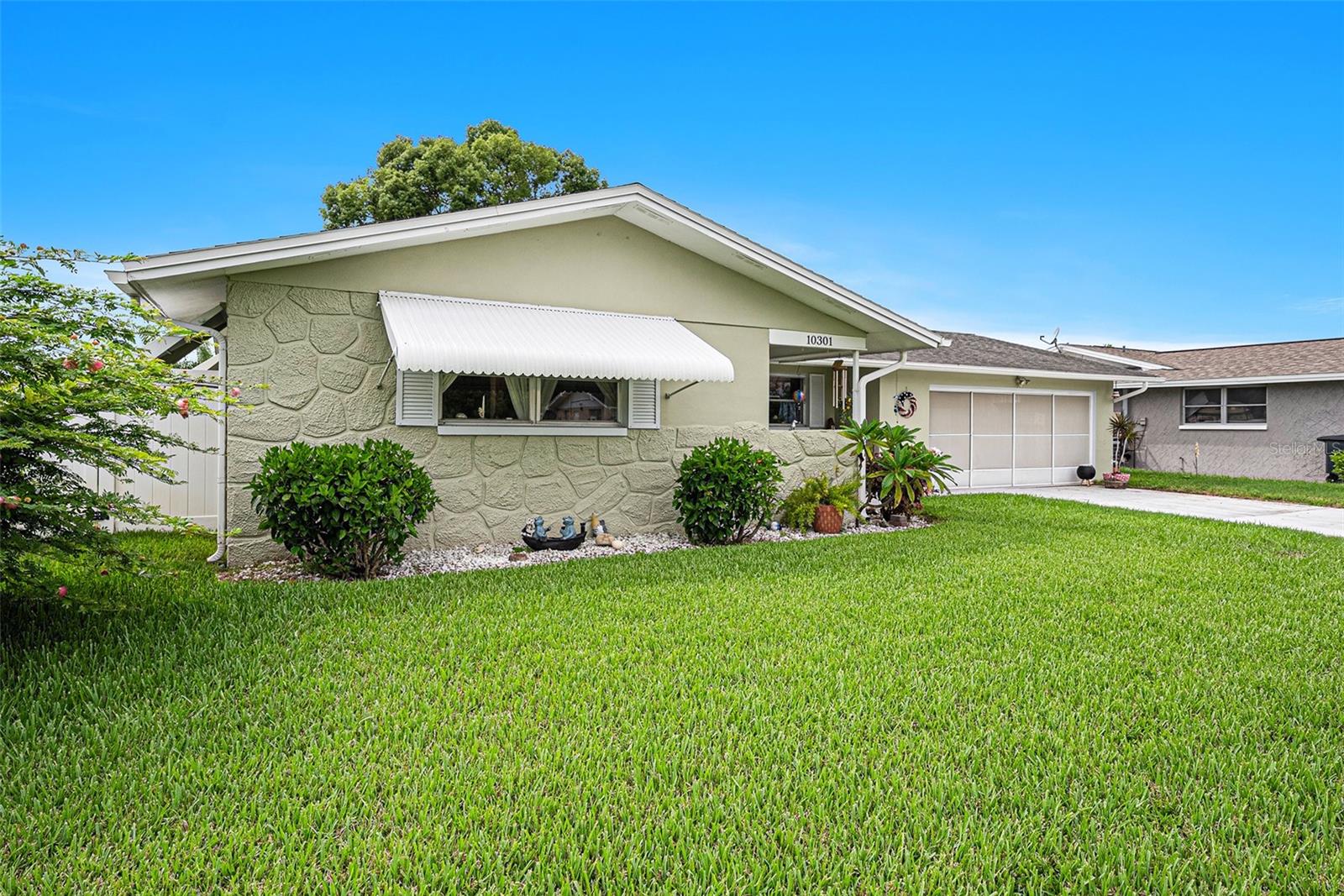 10301 OAK HILL DR, PORT RICHEY, FL, 34668