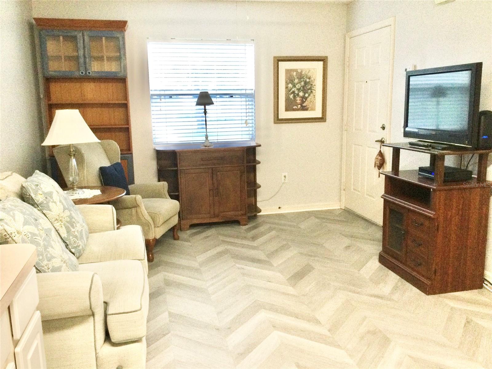 722 COTTAGE PARK LN, LEESBURG, FL, 34748