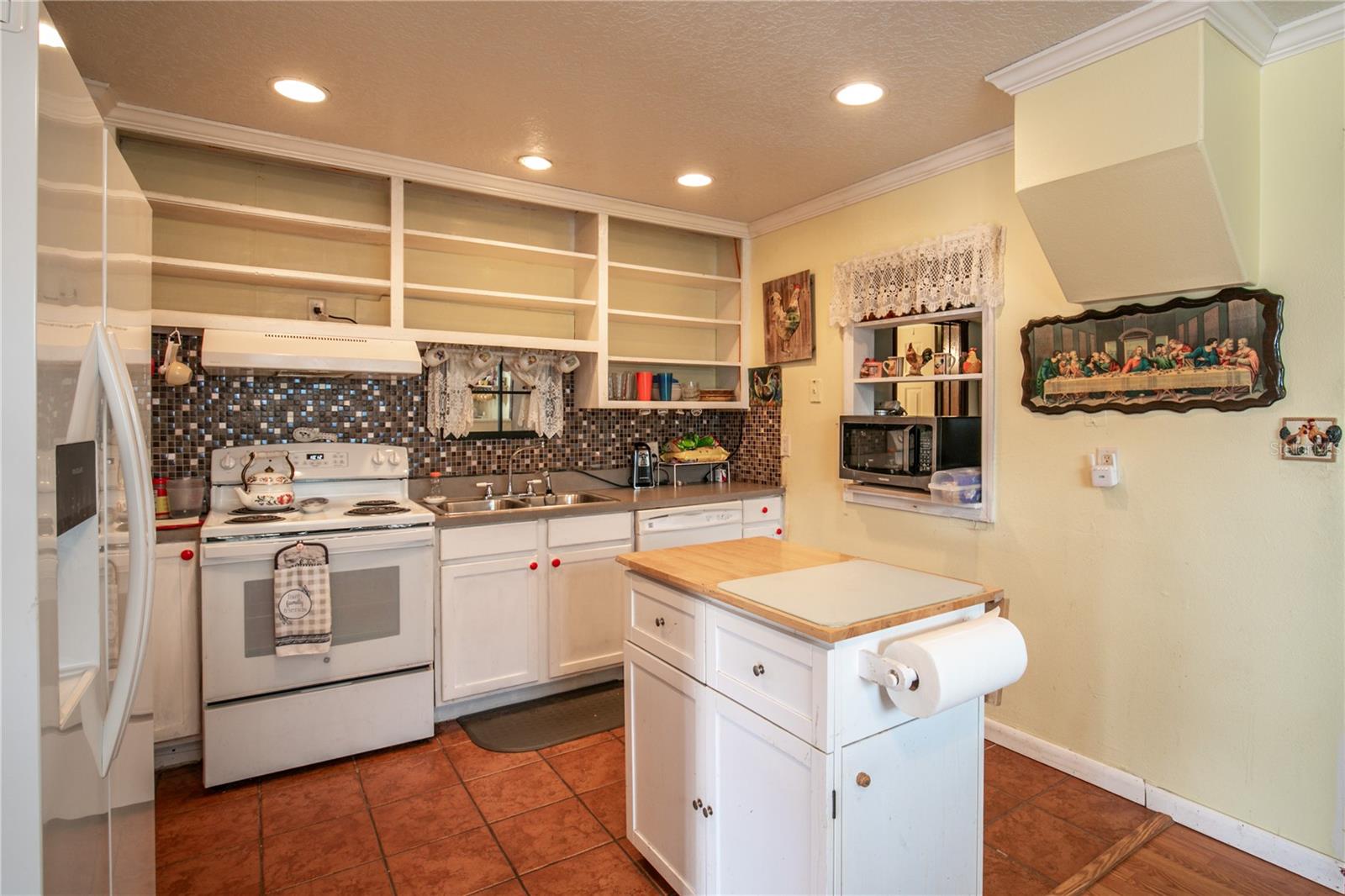 2104 TITCOMB ST, EUSTIS, FL, 32726