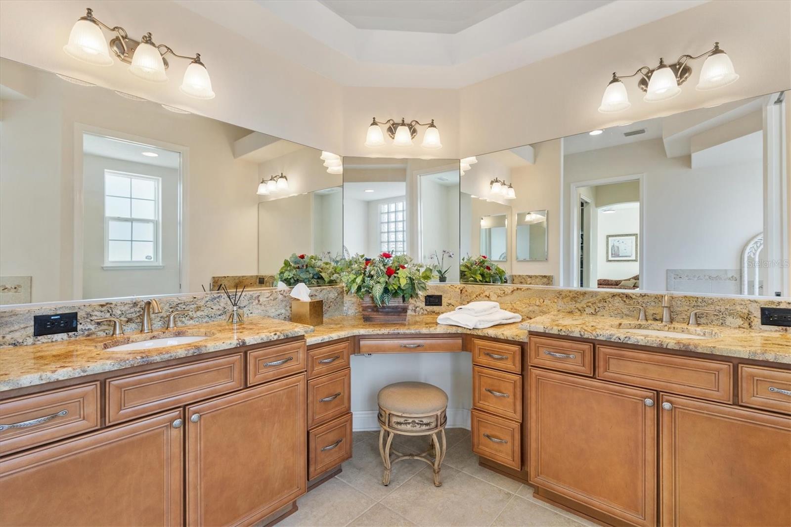 871 IRON OAK WAY, THE VILLAGES, FL, 32163
