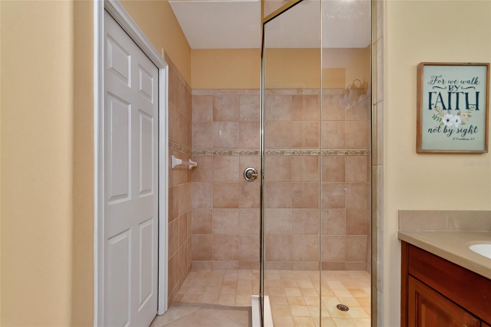 943 RIVER BASIN CT #102B, BRADENTON, FL, 34212