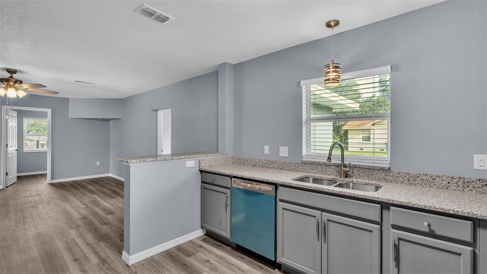 880 S LAKE SHORE WAY, LAKE ALFRED, FL, 33850