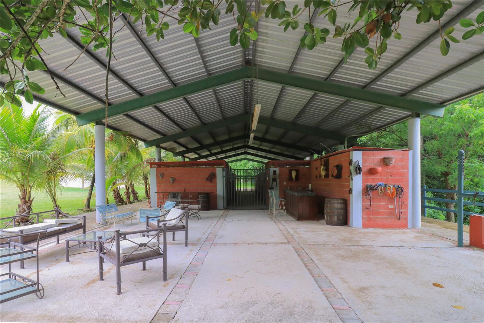 PR9108700 Property Photo