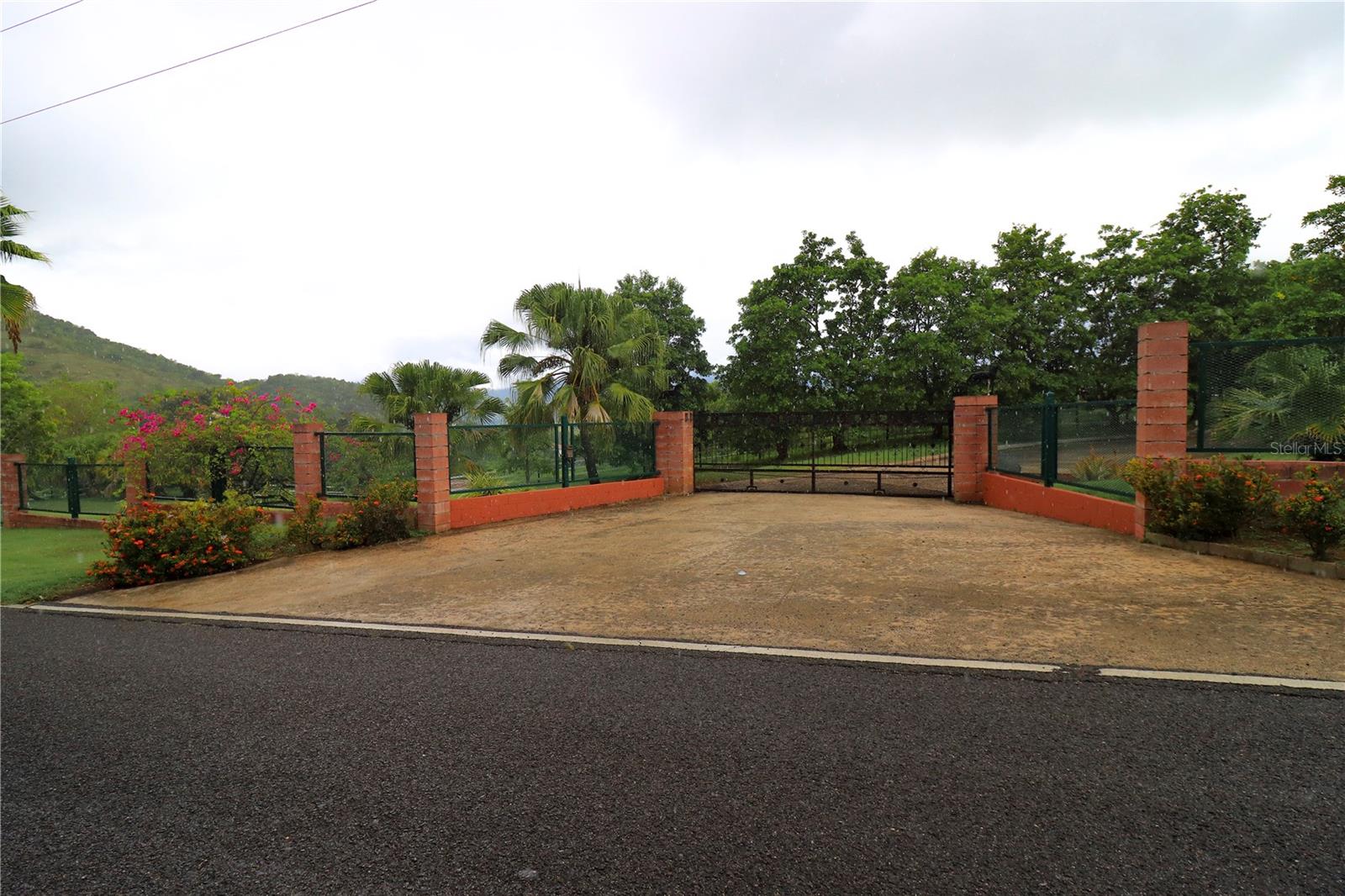 PR9108700 Property Photo