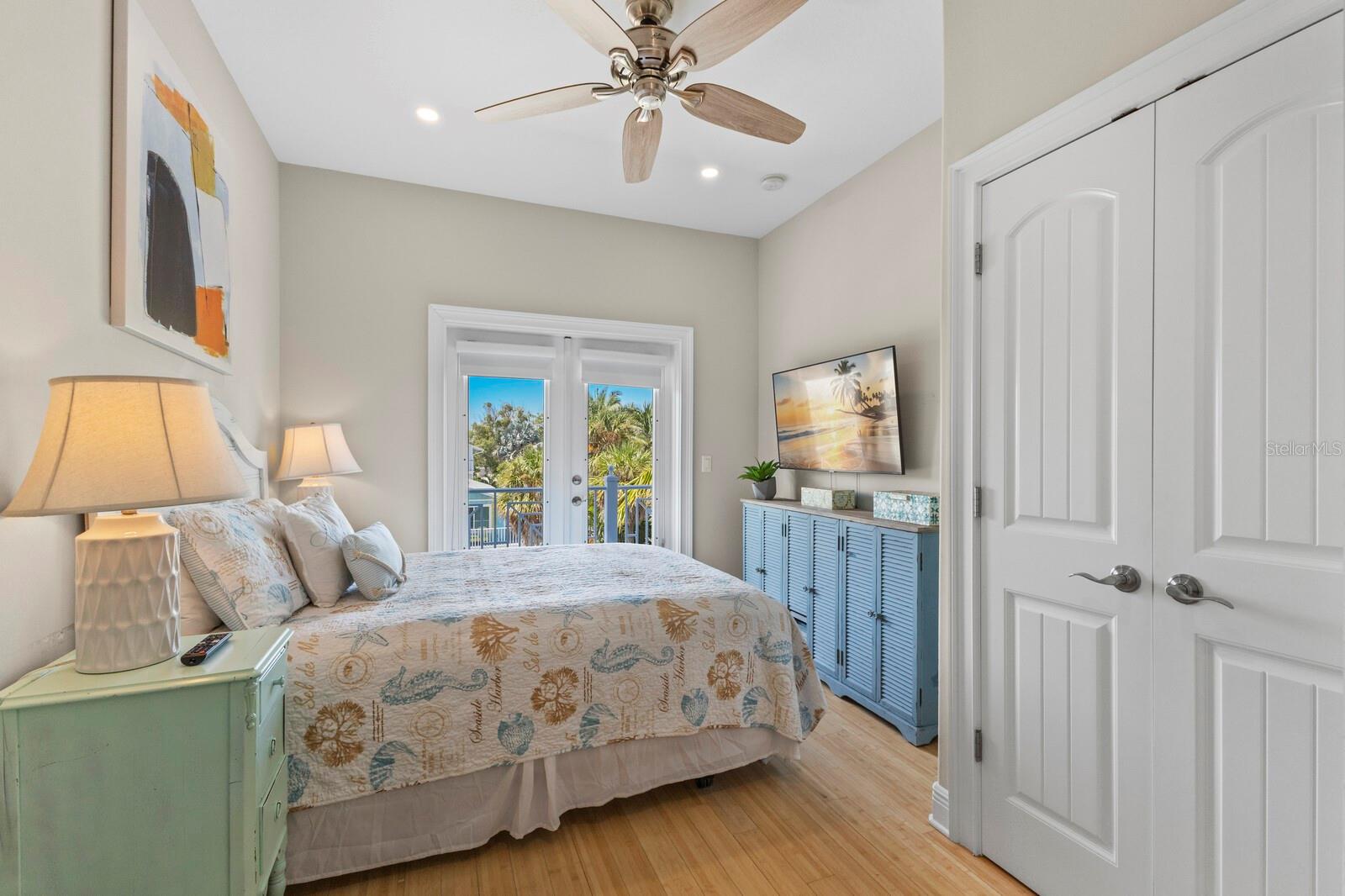 4105 4TH AVE, HOLMES BEACH, FL, 34217