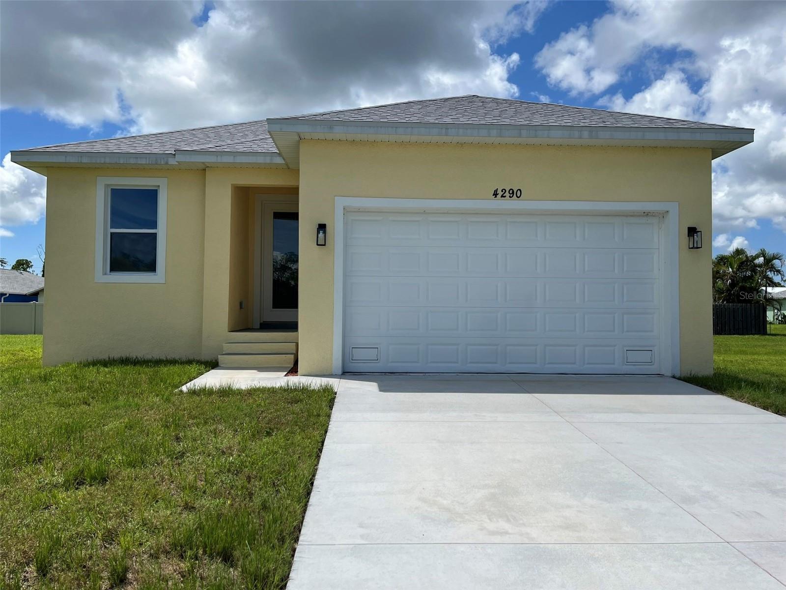 4290 OAK TERRACE CIR, PORT CHARLOTTE, FL, 33953