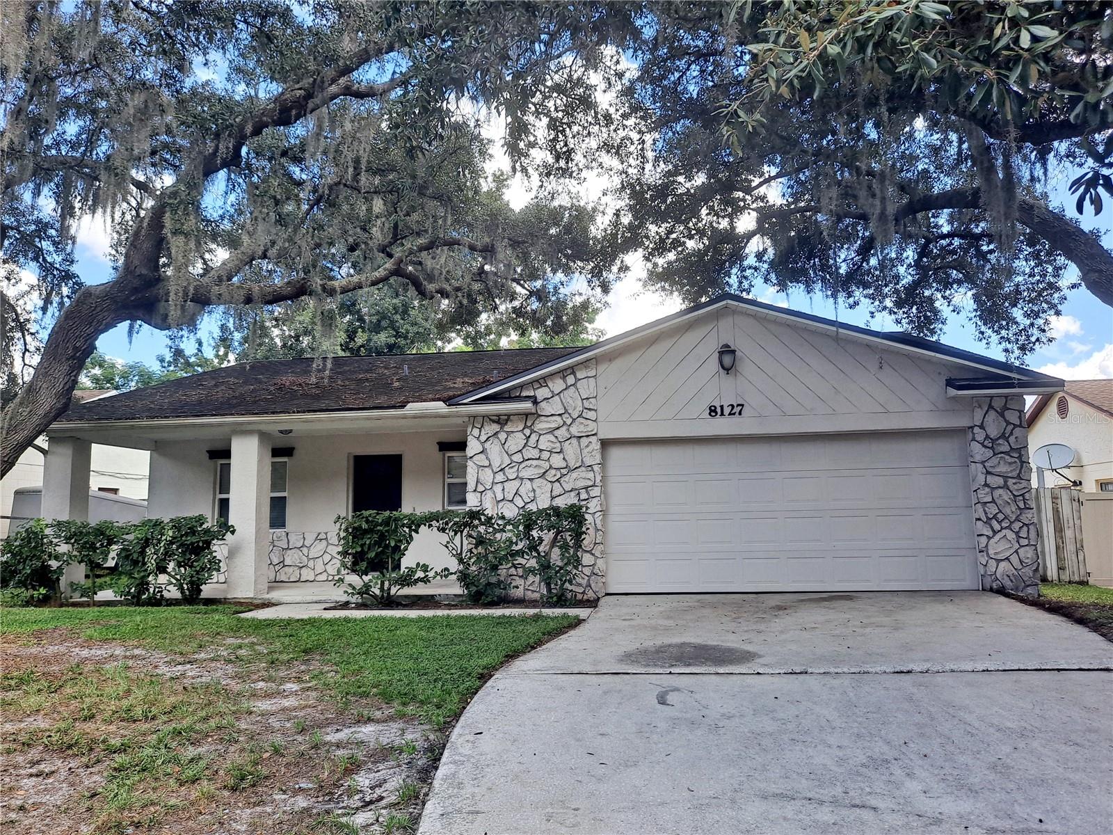 8127 BUCKSAW DR, ORLANDO, FL, 32817