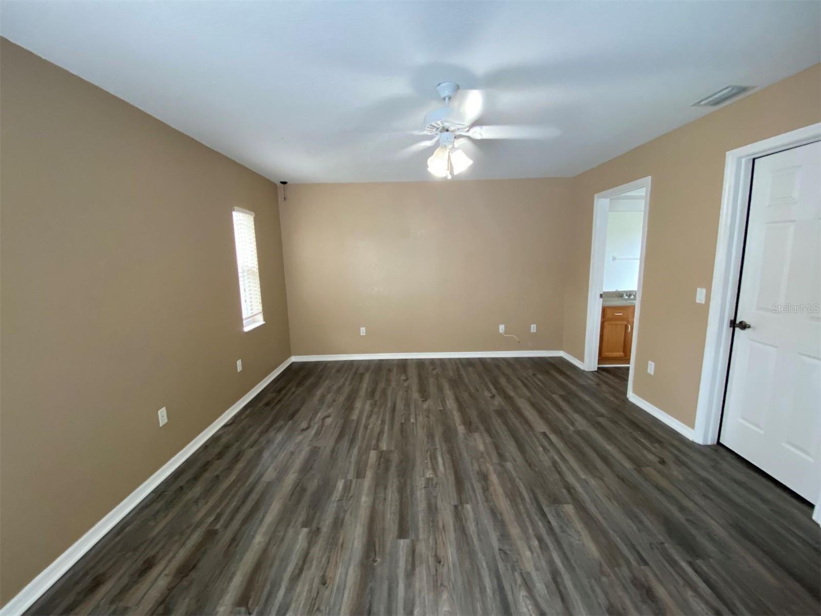 2888 N SALFORD BLVD, NORTH PORT, FL, 34286