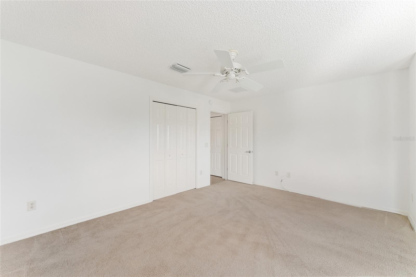 1733 SANDERLING ST, THE VILLAGES, FL, 32162