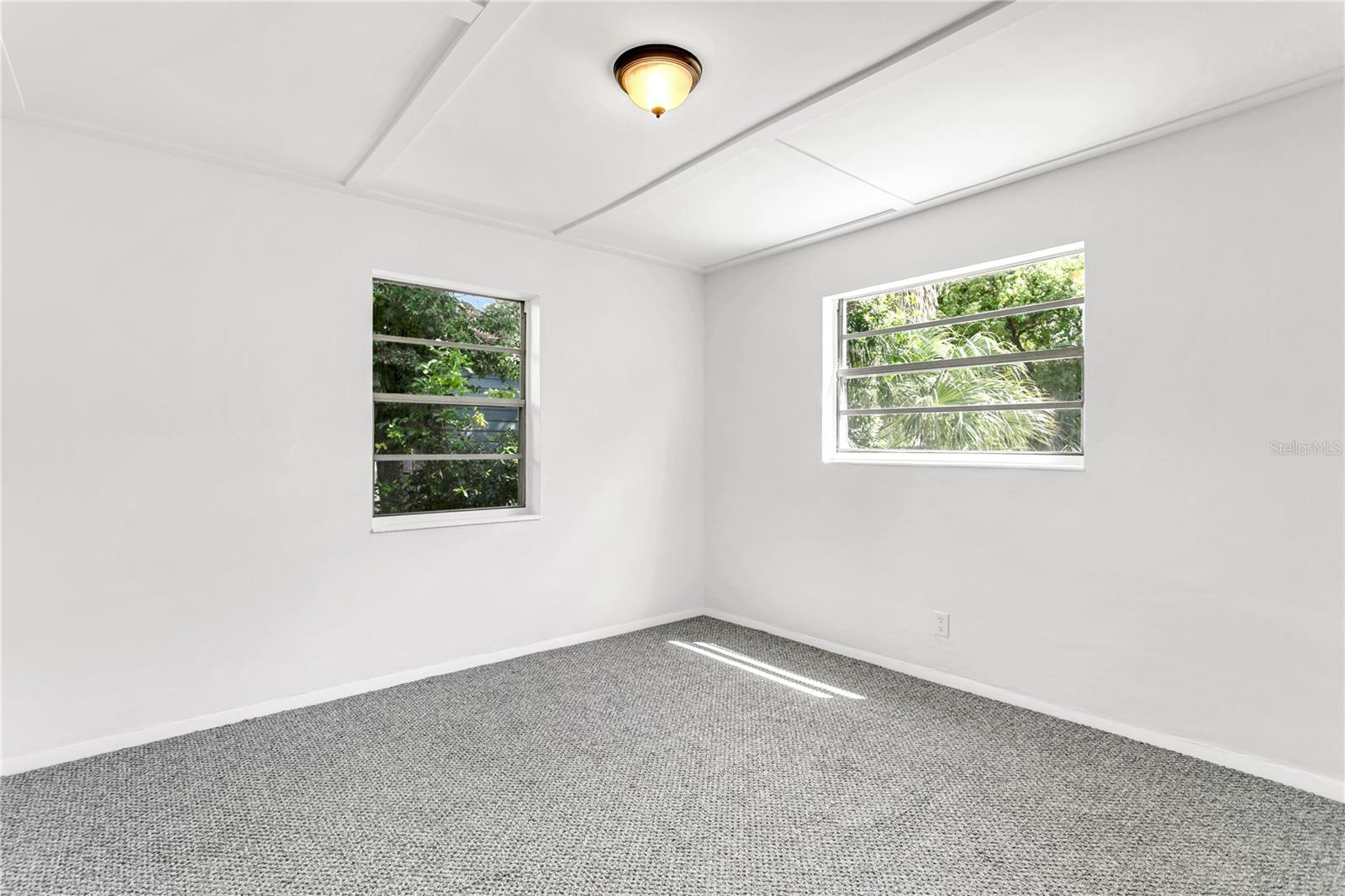4048 3RD AVE S, ST PETERSBURG, FL, 33711