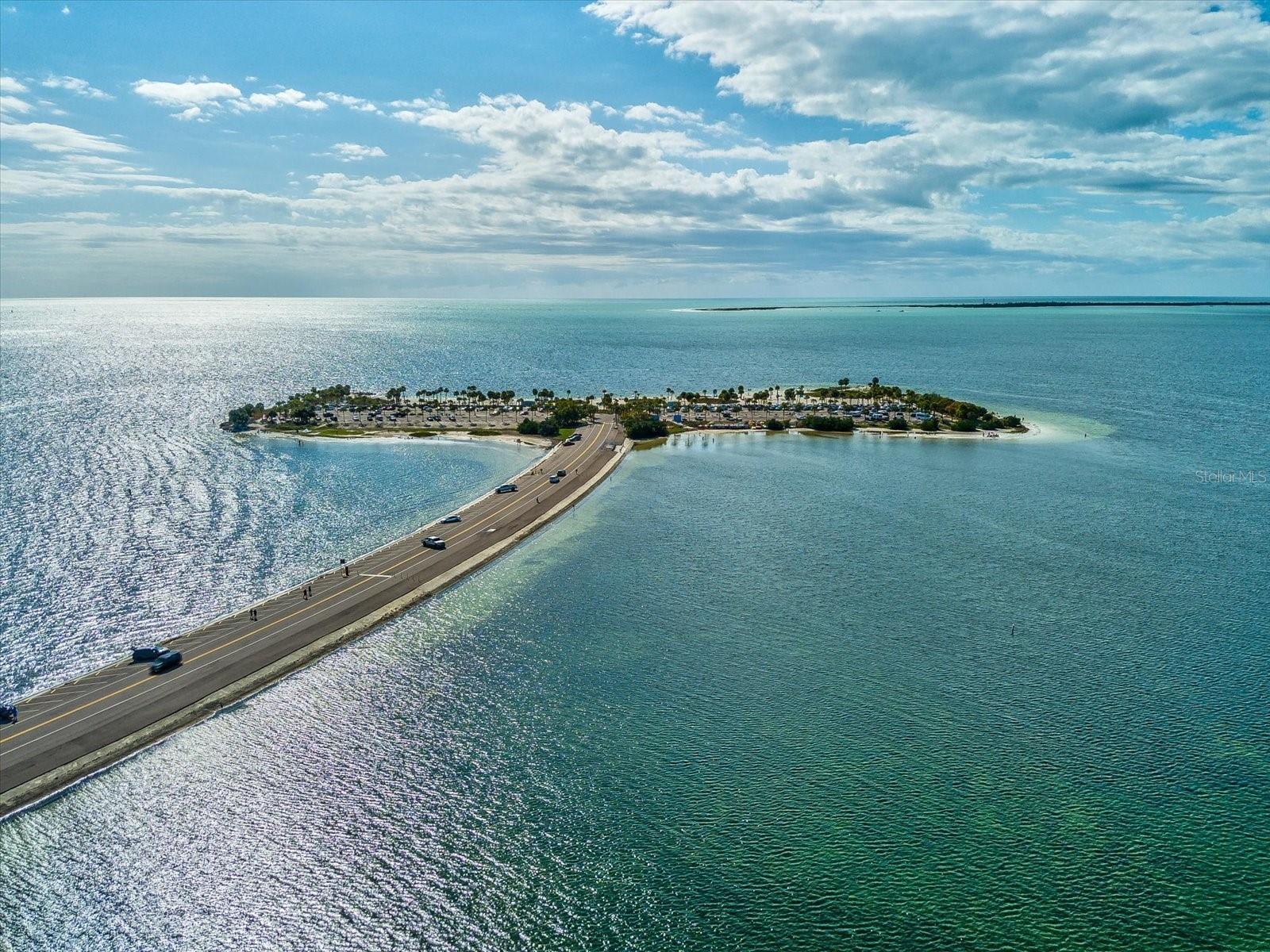 SEA BREEZE DR #LOT 10, TARPON SPRINGS, FL, 34689