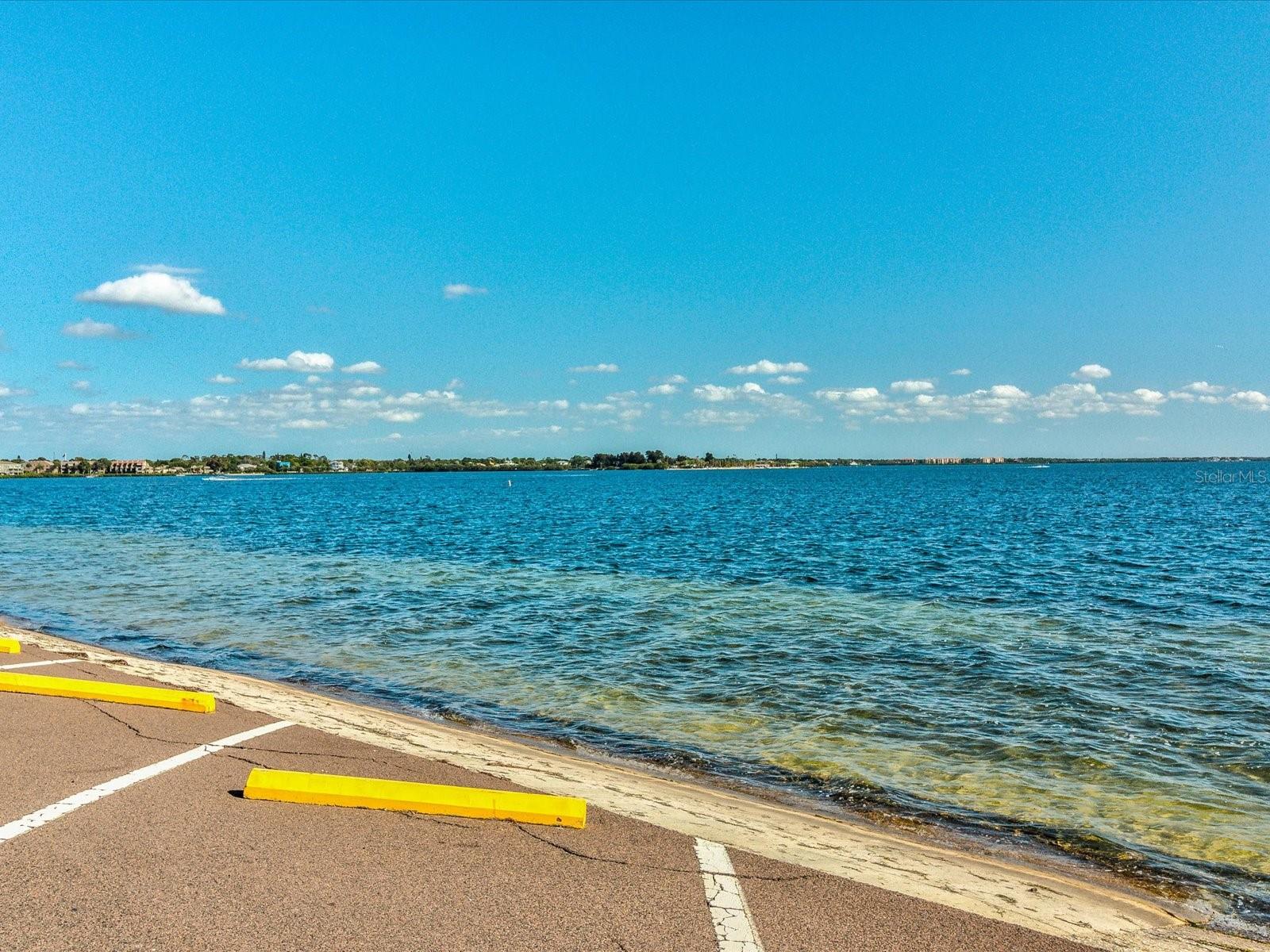 SEA BREEZE DR #LOT 10, TARPON SPRINGS, FL, 34689