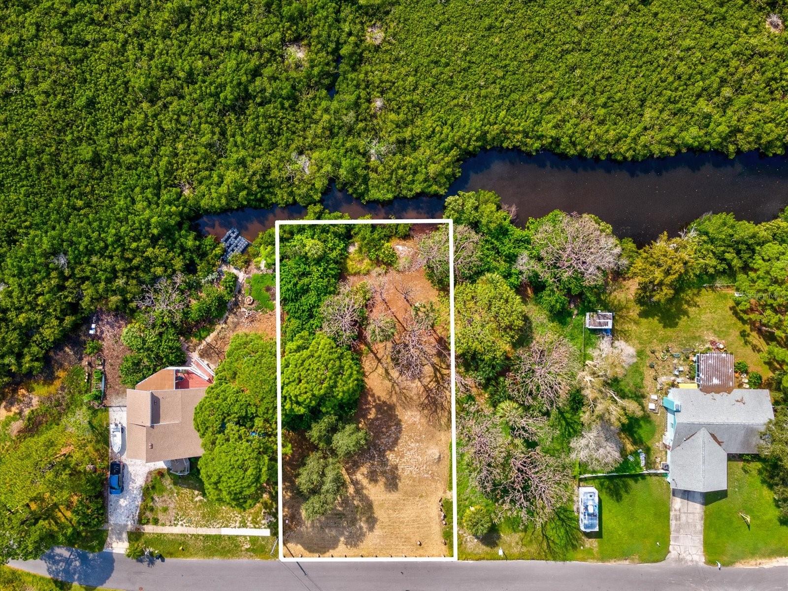 SEA BREEZE DR #LOT 10, TARPON SPRINGS, FL, 34689