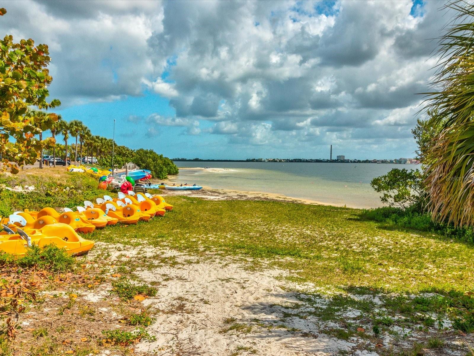 SEA BREEZE DR #LOT 10, TARPON SPRINGS, FL, 34689
