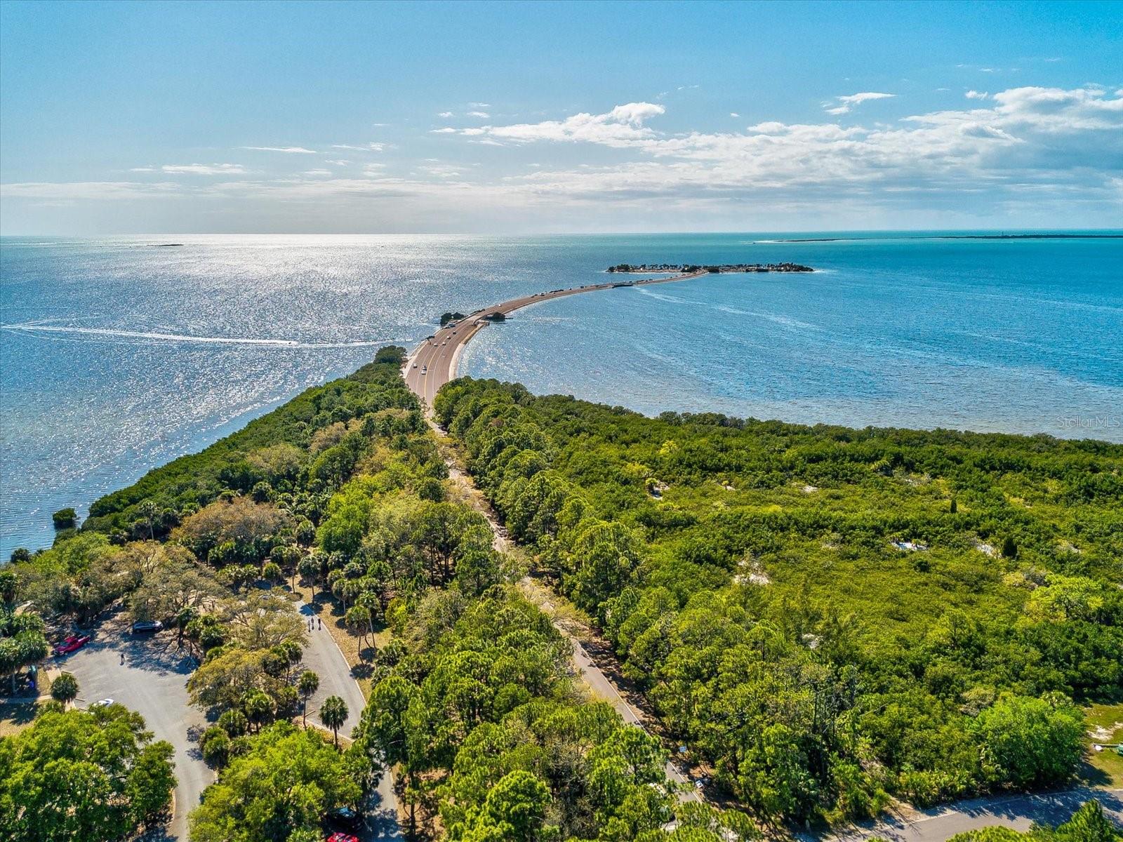 SEA BREEZE DR #LOT 10, TARPON SPRINGS, FL, 34689