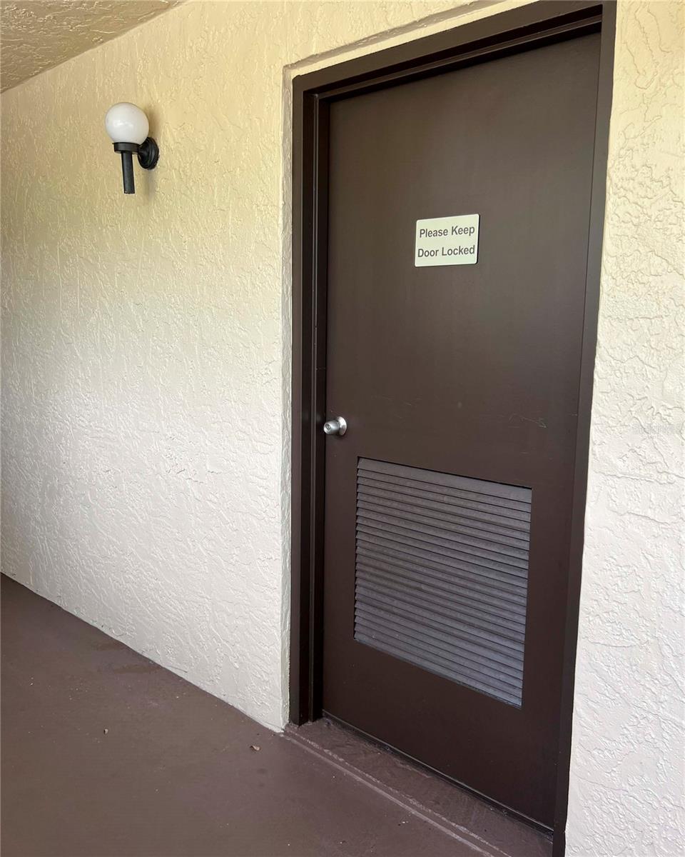 425 30TH AVE W #C208, BRADENTON, FL, 34205