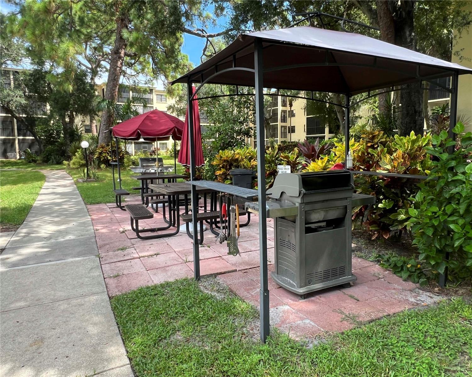 425 30TH AVE W #C208, BRADENTON, FL, 34205