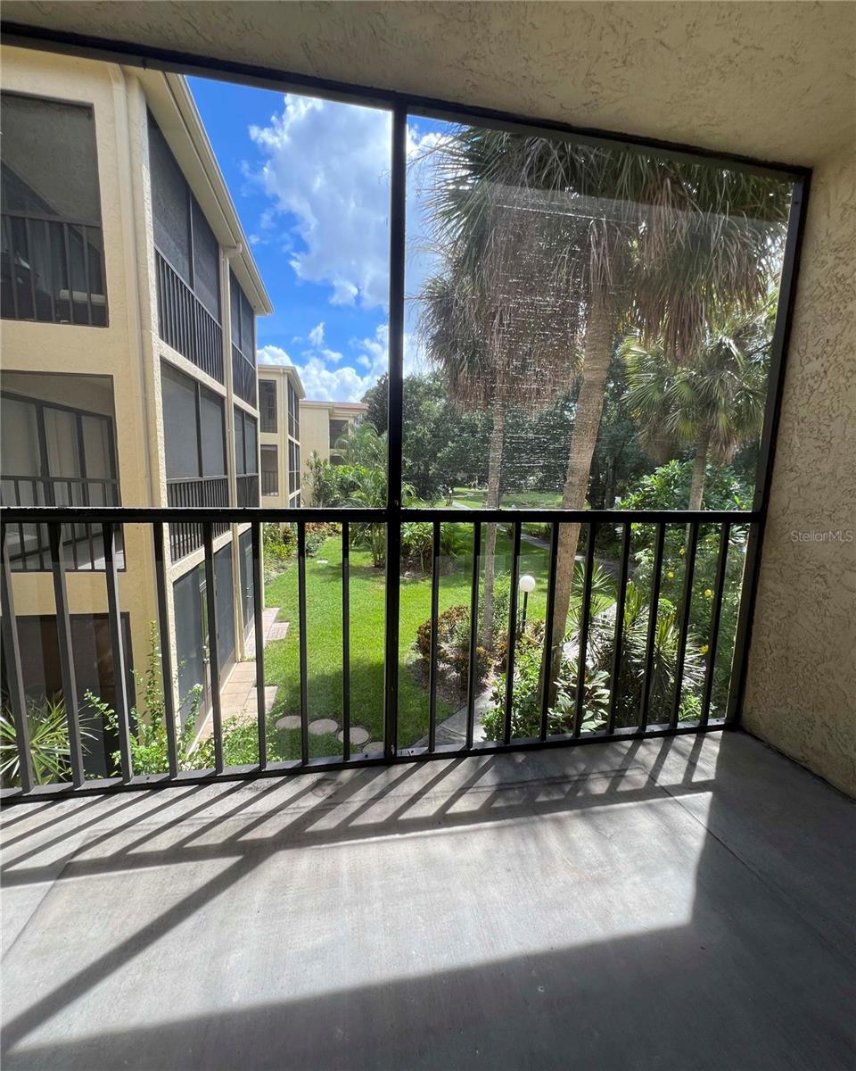 425 30TH AVE W #C208, BRADENTON, FL, 34205