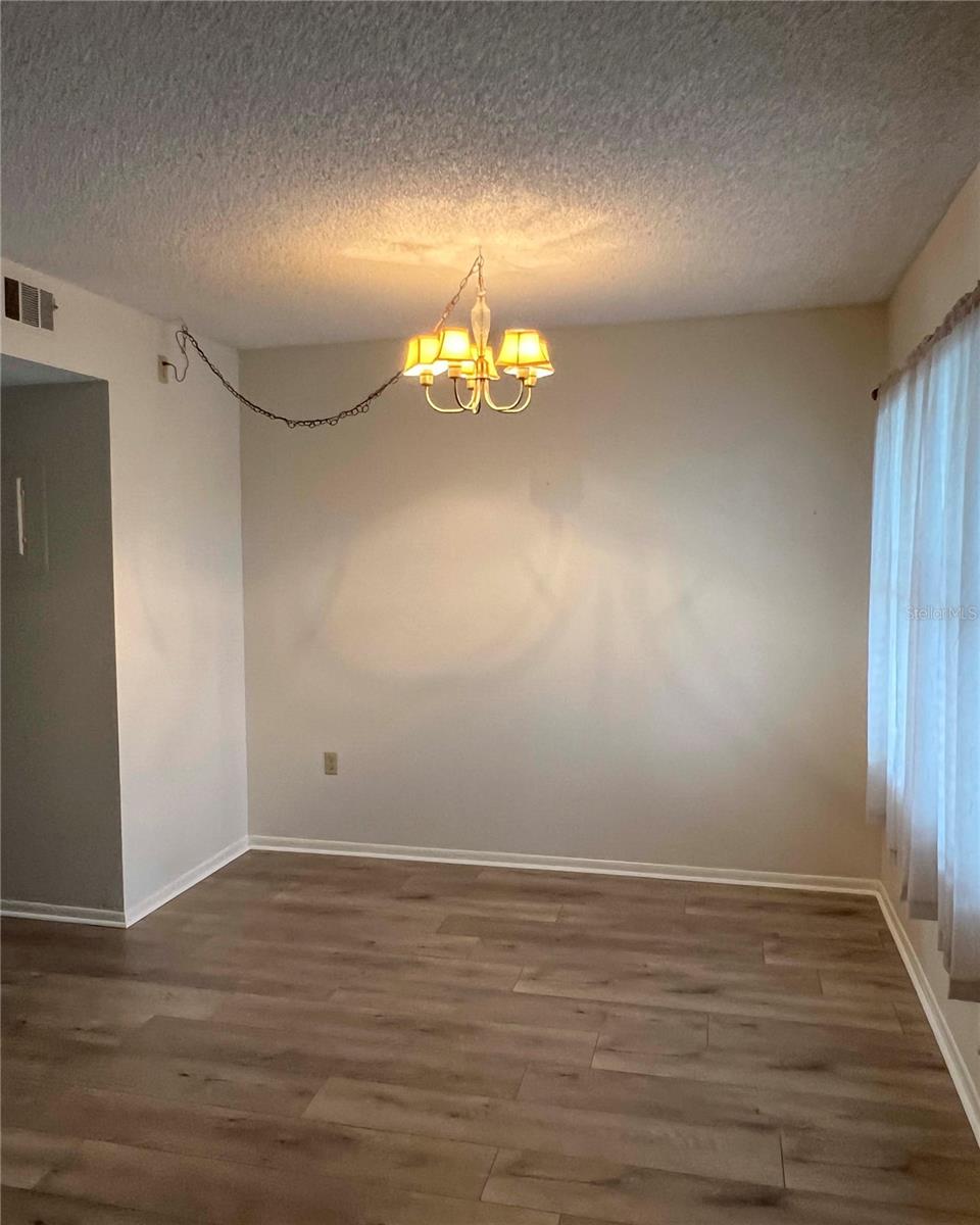 425 30TH AVE W #C208, BRADENTON, FL, 34205