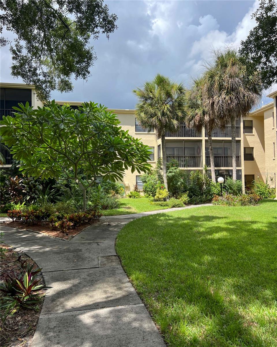 425 30TH AVE W #C208, BRADENTON, FL, 34205