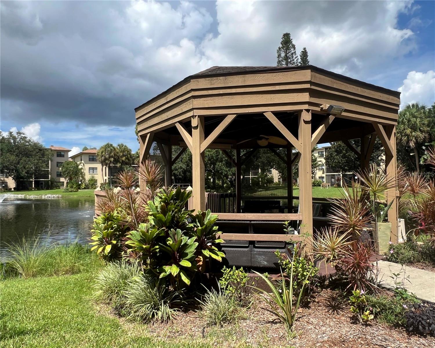 425 30TH AVE W #C208, BRADENTON, FL, 34205