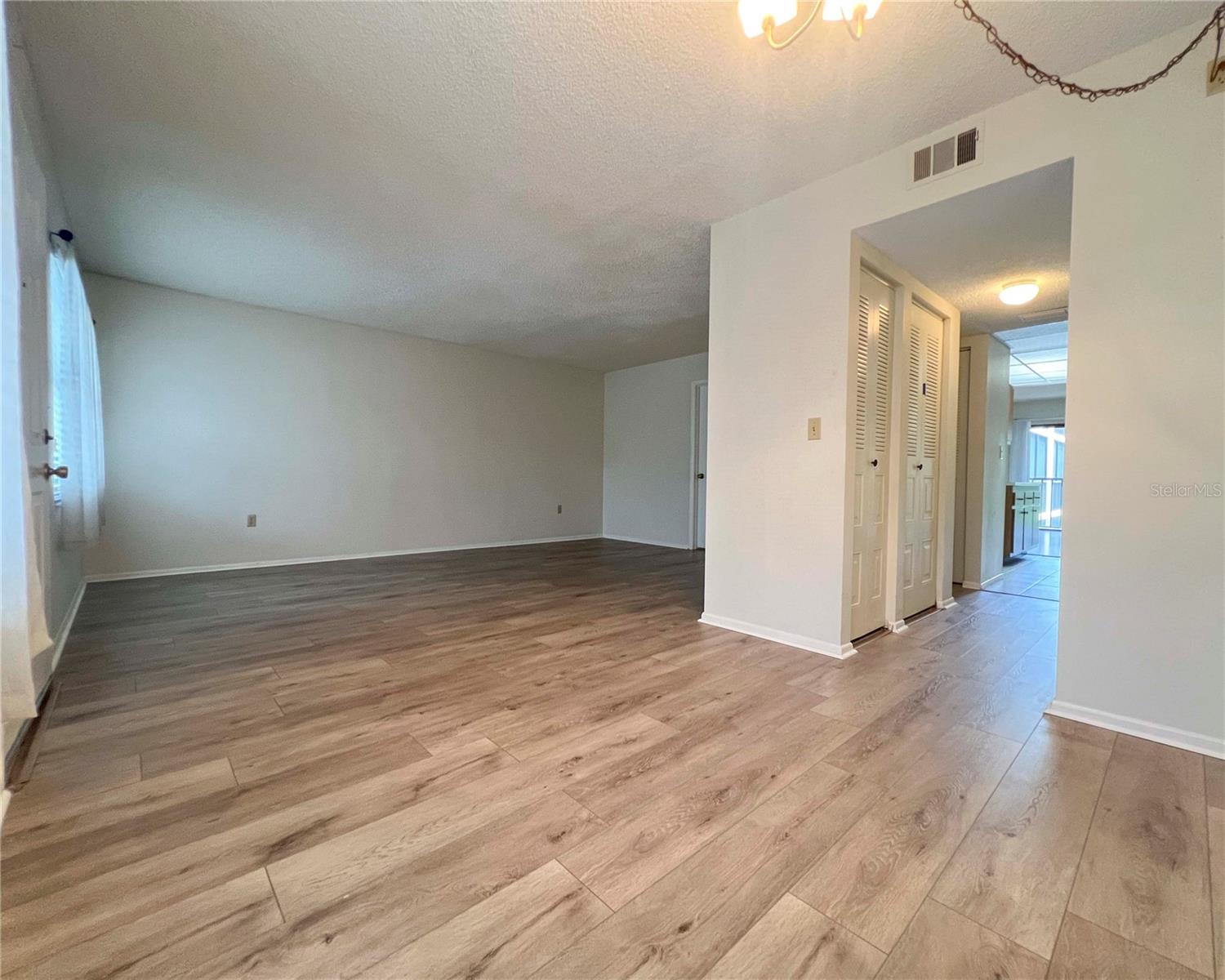 425 30TH AVE W #C208, BRADENTON, FL, 34205