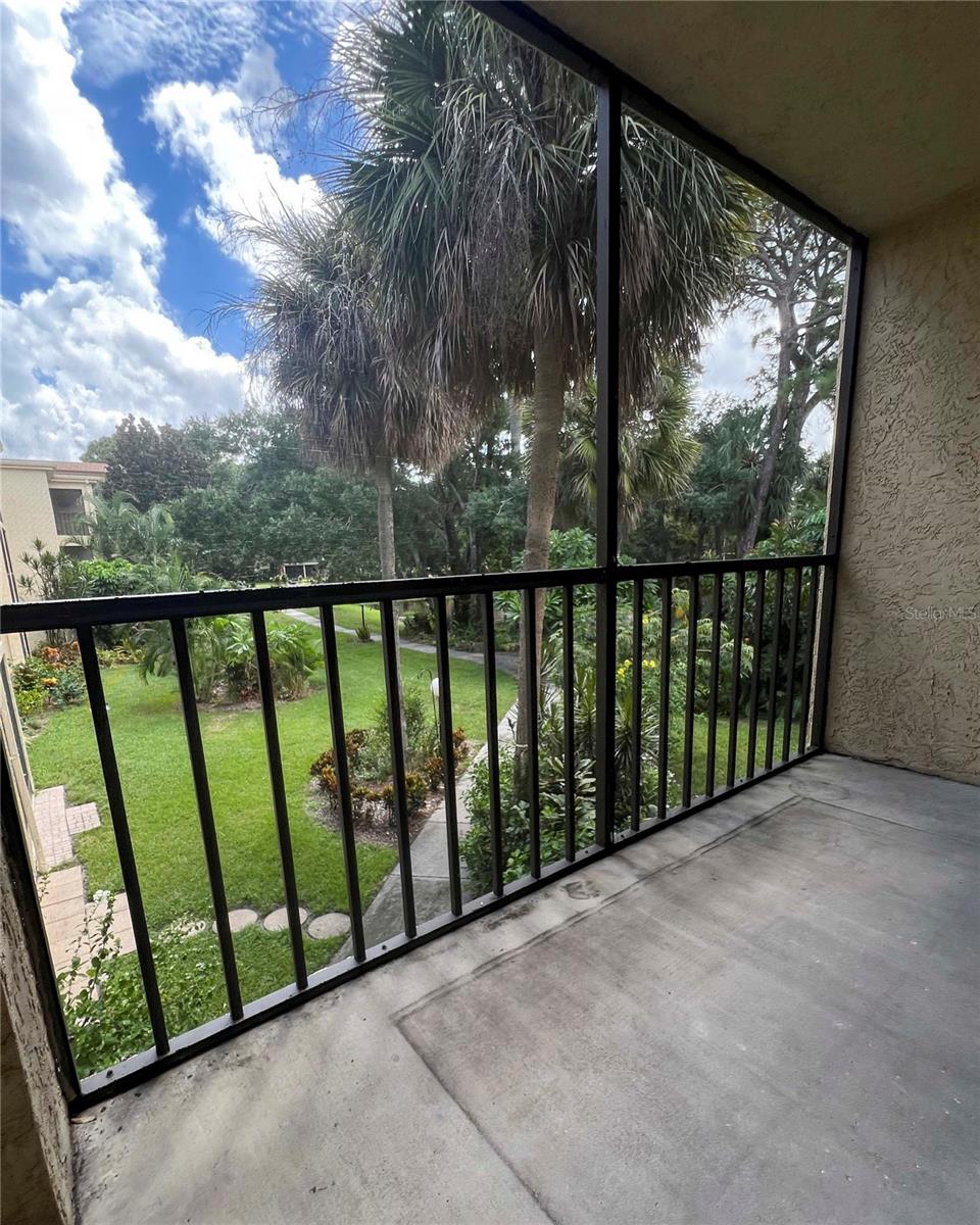 425 30TH AVE W #C208, BRADENTON, FL, 34205