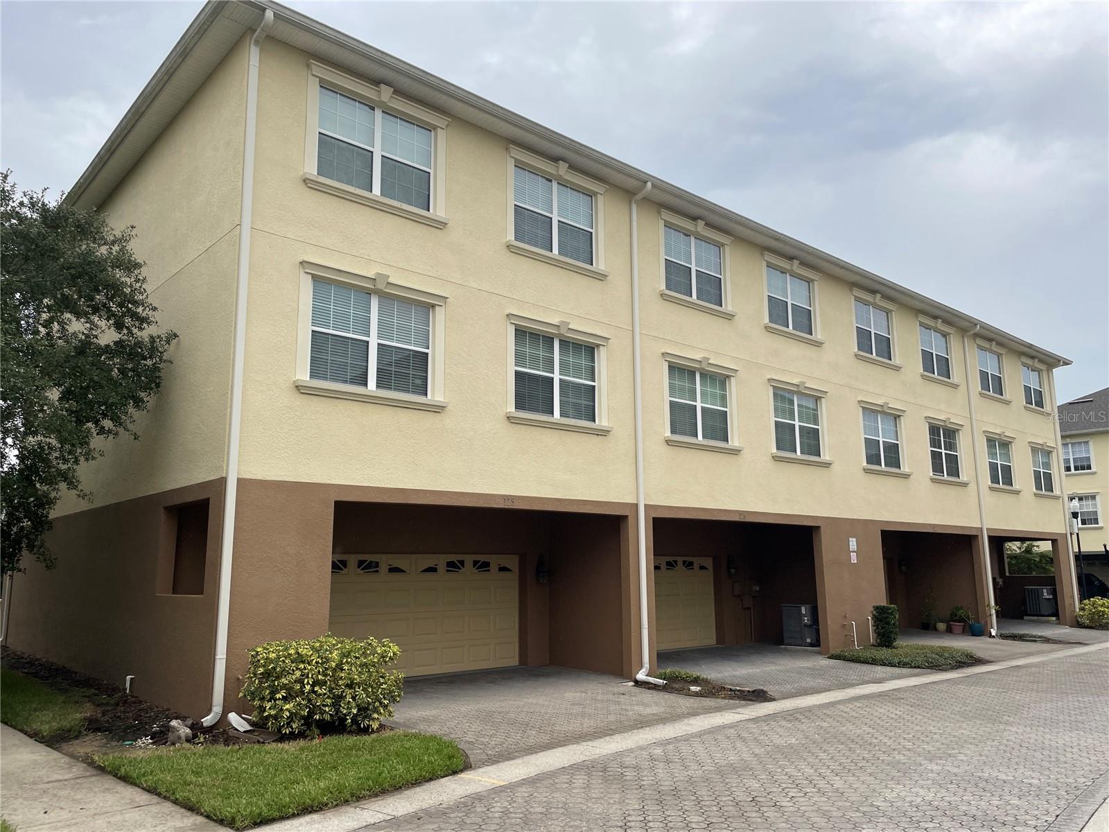 10144 ARBOR RUN DR #125, TAMPA, FL, 33647