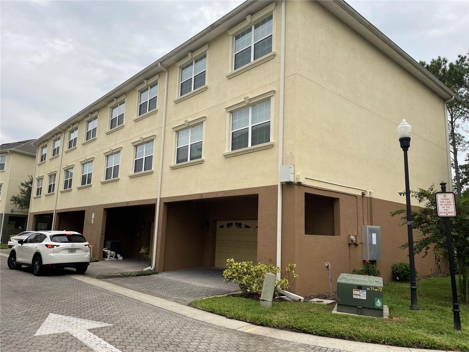 10144 ARBOR RUN DR #125, TAMPA, FL, 33647