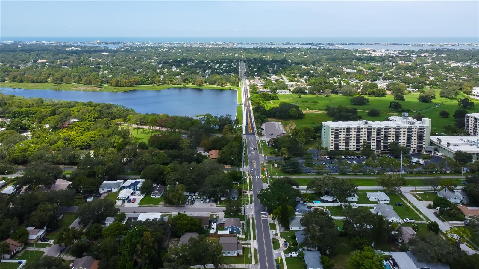 911 8TH AVE SW, LARGO, FL, 33770