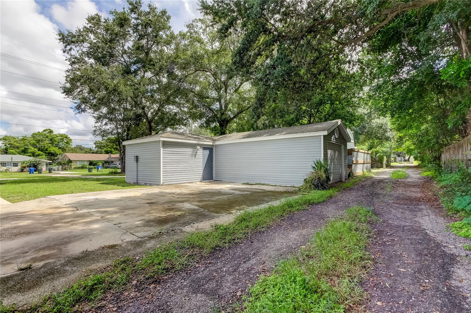 911 8TH AVE SW, LARGO, FL, 33770