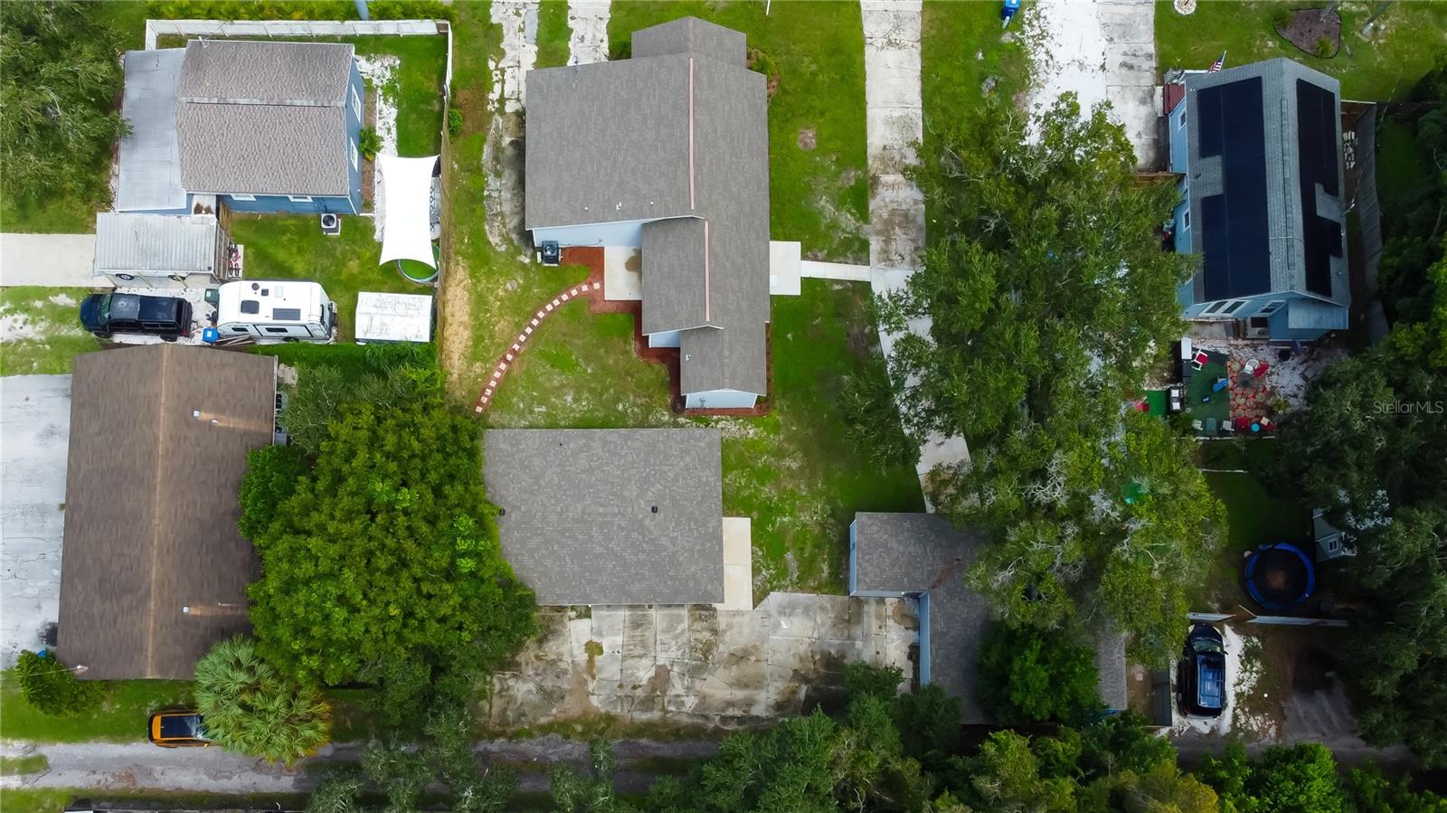 911 8TH AVE SW, LARGO, FL, 33770